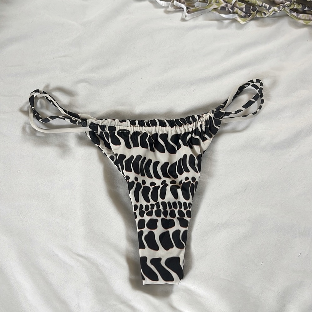Benoa Swim Hebrew cone anini bottom